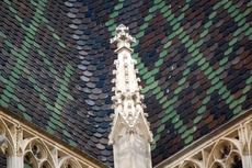 Stephansdom_Dach_3.JPG